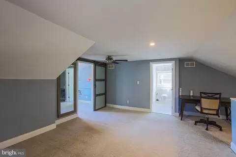 Entry Way - 6206 Everall Ave, Baltimore, MD 21206 photo 19 of 24