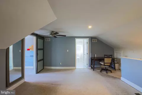 Entry Way - 6206 Everall Ave, Baltimore, MD 21206 photo 20 of 24