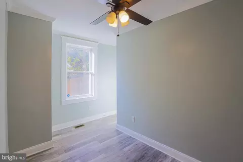 Bedroom - 6206 Everall Ave, Baltimore, MD 21206 photo 5 of 7