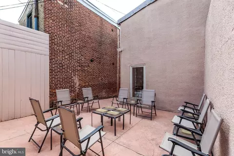 Exterior - 627 N Paca St, Baltimore, MD 21201 photo 8 of 12