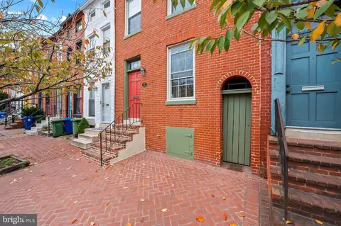 Exterior - 627 N Paca St, Baltimore, MD 21201 photo 3 of 12