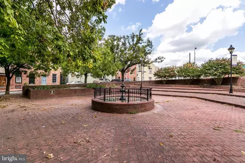Exterior - 627 N Paca St, Baltimore, MD 21201 photo 10 of 12