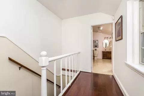 Entry Way - 627 N Paca St, Baltimore, MD 21201 photo 3 of 3
