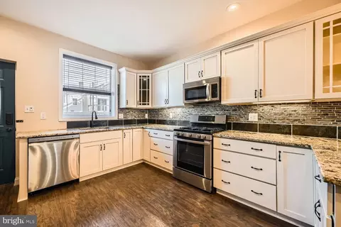 1733 Jackson St, Baltimore, MD 21230 photo 2