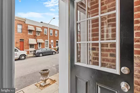 Entry Way - 514 S Decker Ave, Baltimore, MD 21224 photo 1 of 6