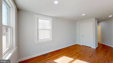 2218 E Madison St, Baltimore, MD 21205 photo 36