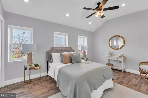 Bedroom - 910 Mount Holly St, Baltimore, MD 21229 photo 3 of 5