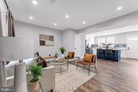 Other - 910 Mount Holly St, Baltimore, MD 21229 photo 1 of 10