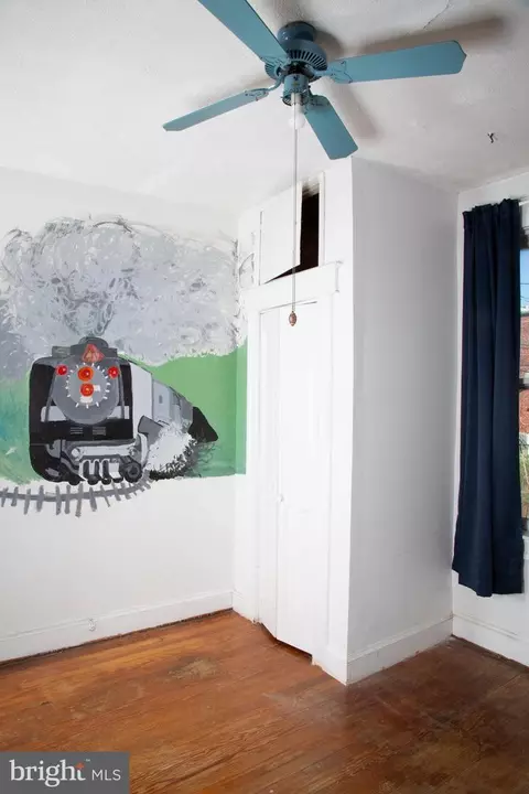 Bedroom - 113 S Wickham Rd, Baltimore, MD 21229 photo 1 of 1