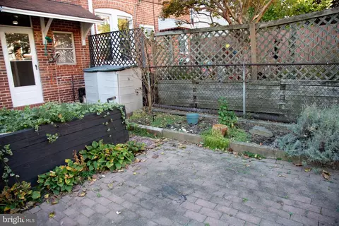Exterior - 113 S Wickham Rd, Baltimore, MD 21229 photo 6 of 6