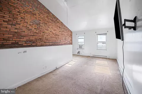 Bedroom - 2010 Spark Ct, Baltimore, MD 21231 photo 1 of 1