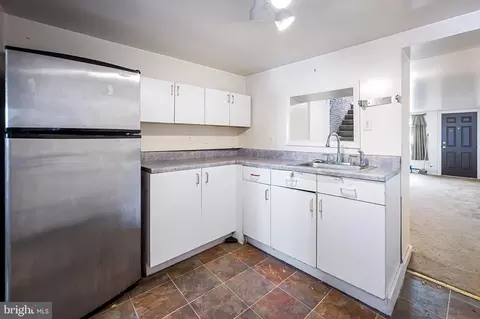 Kitchen - 2010 Spark Ct, Baltimore, MD 21231 photo 1 of 1