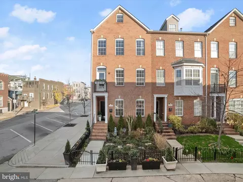 Exterior - 3300 Clyde St, Baltimore, MD 21224 photo 9 of 9