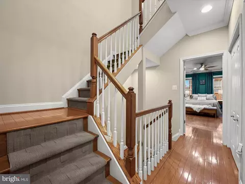 Entry Way - 3300 Clyde St, Baltimore, MD 21224 photo 4 of 5