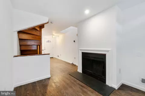 Living - 646 Dover St, Baltimore, MD 21230 photo 1 of 5
