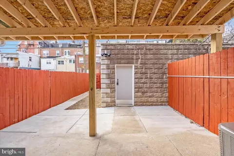Exterior - 808 N Augusta Ave, Baltimore, MD 21229 photo 5 of 7