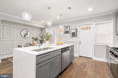 Kitchen - 808 N Augusta Ave, Baltimore, MD 21229 photo 2 of 3