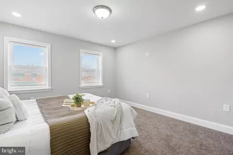 Bedroom - 808 N Augusta Ave, Baltimore, MD 21229 photo 4 of 7