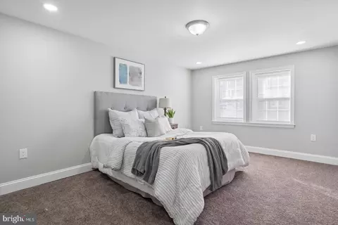 Bedroom - 808 N Augusta Ave, Baltimore, MD 21229 photo 1 of 7