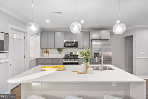 Other - 808 N Augusta Ave, Baltimore, MD 21229 photo 5 of 13