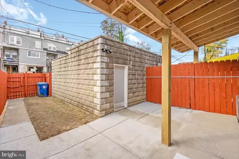 Exterior - 808 N Augusta Ave, Baltimore, MD 21229 photo 4 of 7