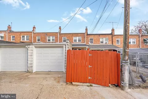 Exterior - 808 N Augusta Ave, Baltimore, MD 21229 photo 6 of 7