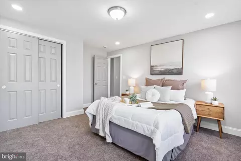 Bedroom - 808 N Augusta Ave, Baltimore, MD 21229 photo 6 of 7
