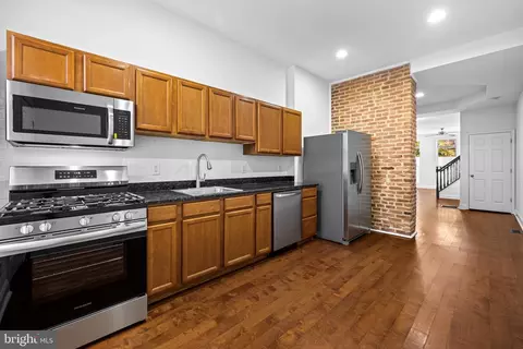 Entry Way - 1510 N Bond St, Baltimore, MD 21213 photo 6 of 6