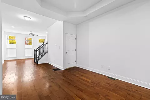 Living - 1510 N Bond St, Baltimore, MD 21213 photo 5 of 5