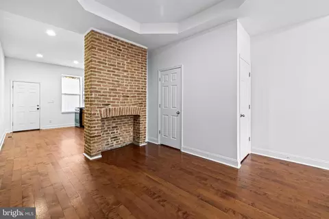 Living - 1510 N Bond St, Baltimore, MD 21213 photo 4 of 5
