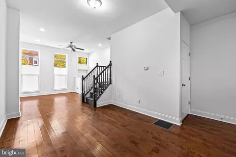 Living - 1510 N Bond St, Baltimore, MD 21213 photo 2 of 5