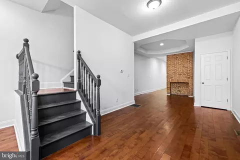 1510 N Bond St, Baltimore, MD 21213