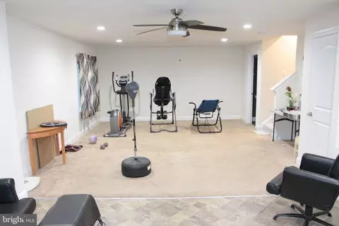 Entry Way - 4511 Cherry Way, Baltimore, MD 21229 photo 1 of 1