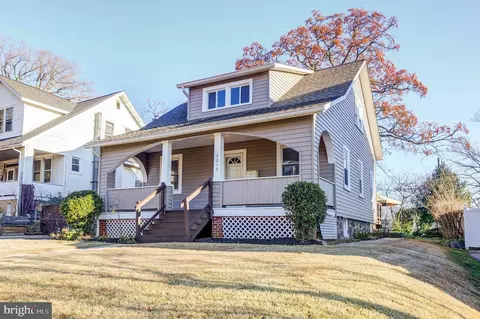 4217 Harcourt Rd, Baltimore, MD 21214 photo 4