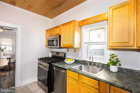 4217 Harcourt Rd, Baltimore, MD 21214 photo 14