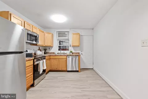 217 Penn St, Baltimore, MD 21230 photo 10