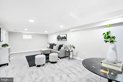 5801 Key Ave, Baltimore, MD 21215 photo 25