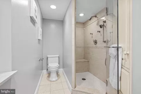 2435 Pickwick Rd, Baltimore, MD 21207 photo 17