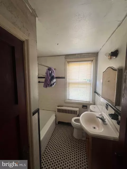 Bath - 2811 E Federal St, Baltimore, MD 21213 photo 1 of 2