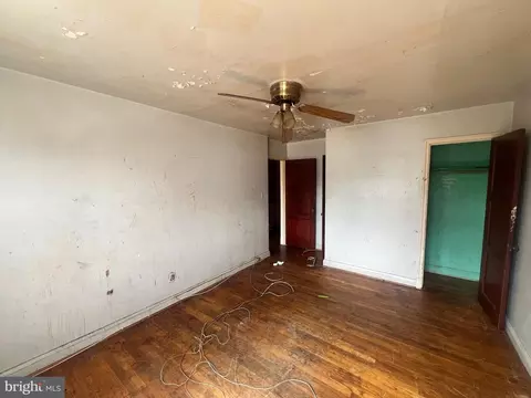 Bedroom - 2811 E Federal St, Baltimore, MD 21213 photo 3 of 4