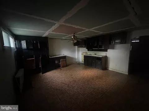 Entry Way - 2811 E Federal St, Baltimore, MD 21213 photo 11 of 11