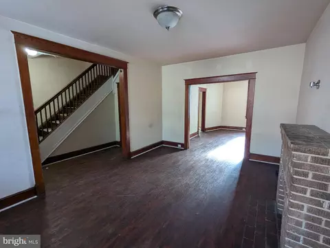 Living - 3105 Lawnview Ave, Baltimore, MD 21213 photo 1 of 4