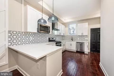Kitchen - 1930 Mcculloh St, Baltimore, MD 21217 photo 1 of 2