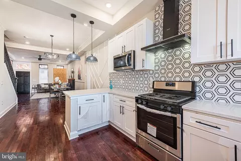 Kitchen - 1930 Mcculloh St, Baltimore, MD 21217 photo 2 of 2