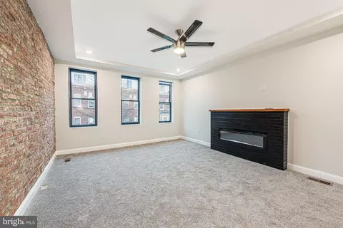 Living - 1930 Mcculloh St, Baltimore, MD 21217 photo 1 of 4