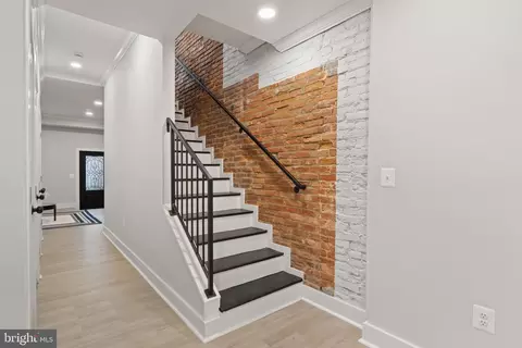 Entry Way - 2233 E Fayette St, Baltimore, MD 21231 photo 6 of 13
