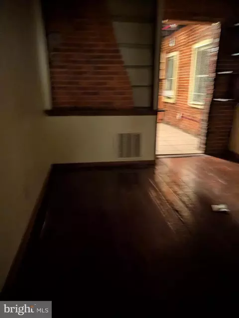 Entry Way - 845 N Howard St, Baltimore, MD 21201 photo 3 of 6
