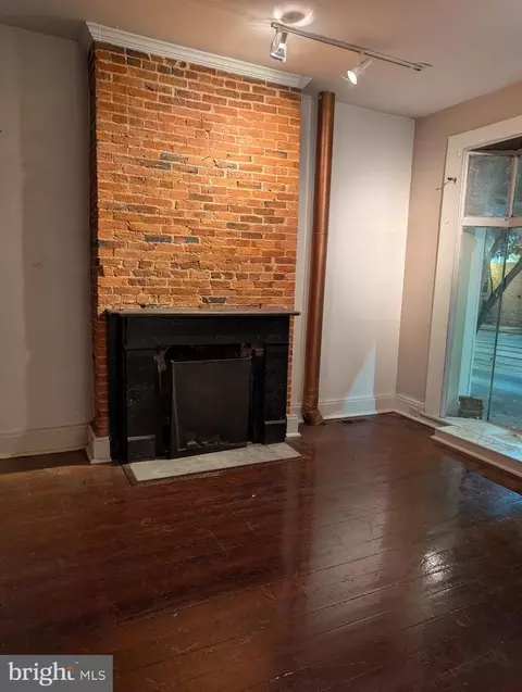 Living - 845 N Howard St, Baltimore, MD 21201 photo 3 of 4
