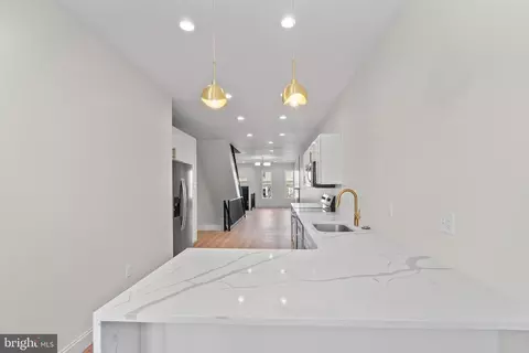 Entry Way - 322 Gilmor St, Baltimore, MD 21223 photo 5 of 7