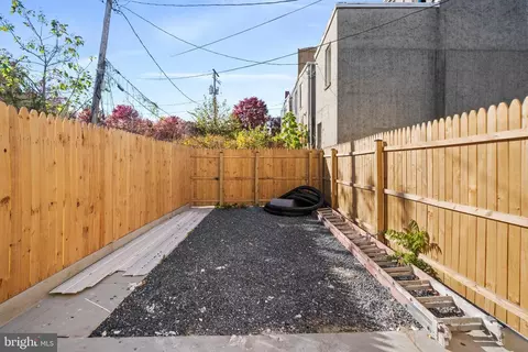 Exterior - 322 Gilmor St, Baltimore, MD 21223 photo 3 of 6